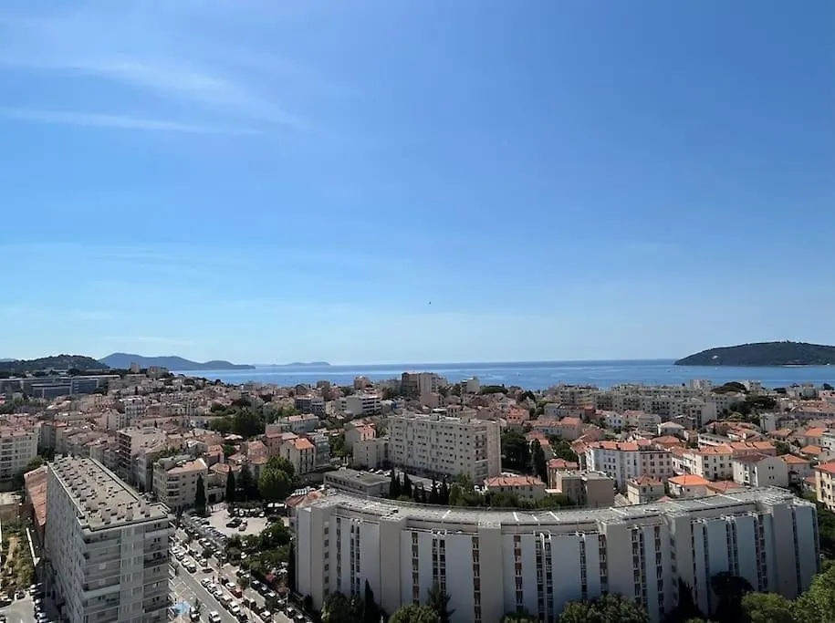 Apartment Panorama Exceptionnel Pour Ce T4 En Bord De Mer Toulon